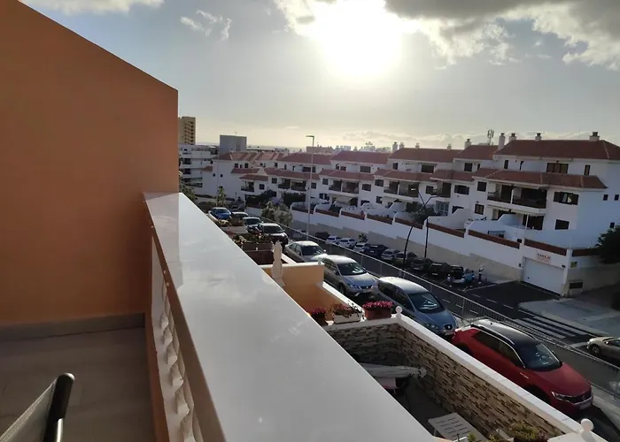 Comfortable Apartment Los Cristianos. Free Wifi.