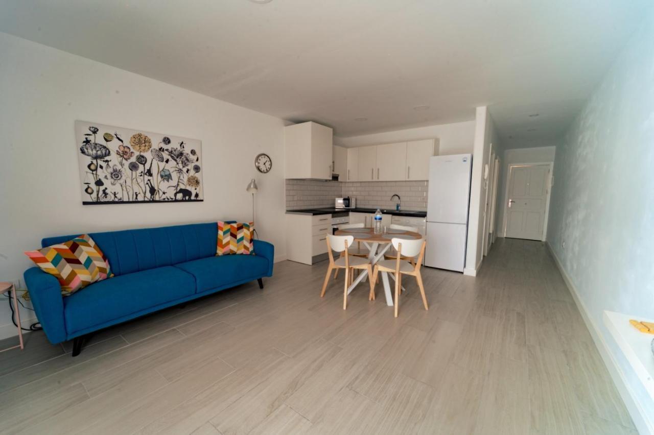 Comfortable Cristianos. Free Wifi. Apartamento Arona (Tenerife)